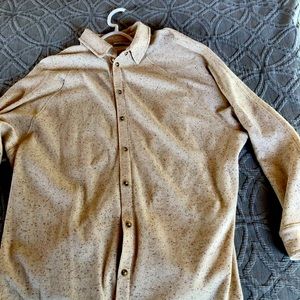 Brand new without tags Jax and Lennon button down in speckled oat.